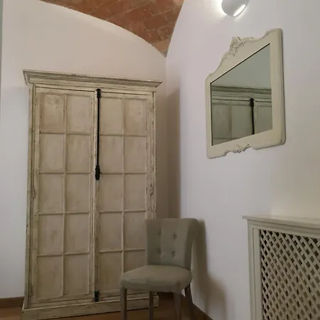 Bed & Breakfast La Finestra Sul Colosseo 1
